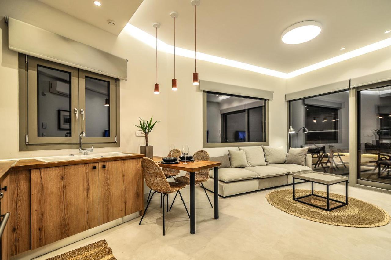 The Central Boutique Apartments Ираклио Екстериор снимка
