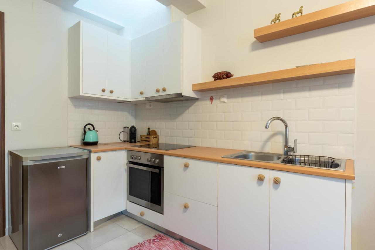 The Central Boutique Apartments Ираклио Екстериор снимка