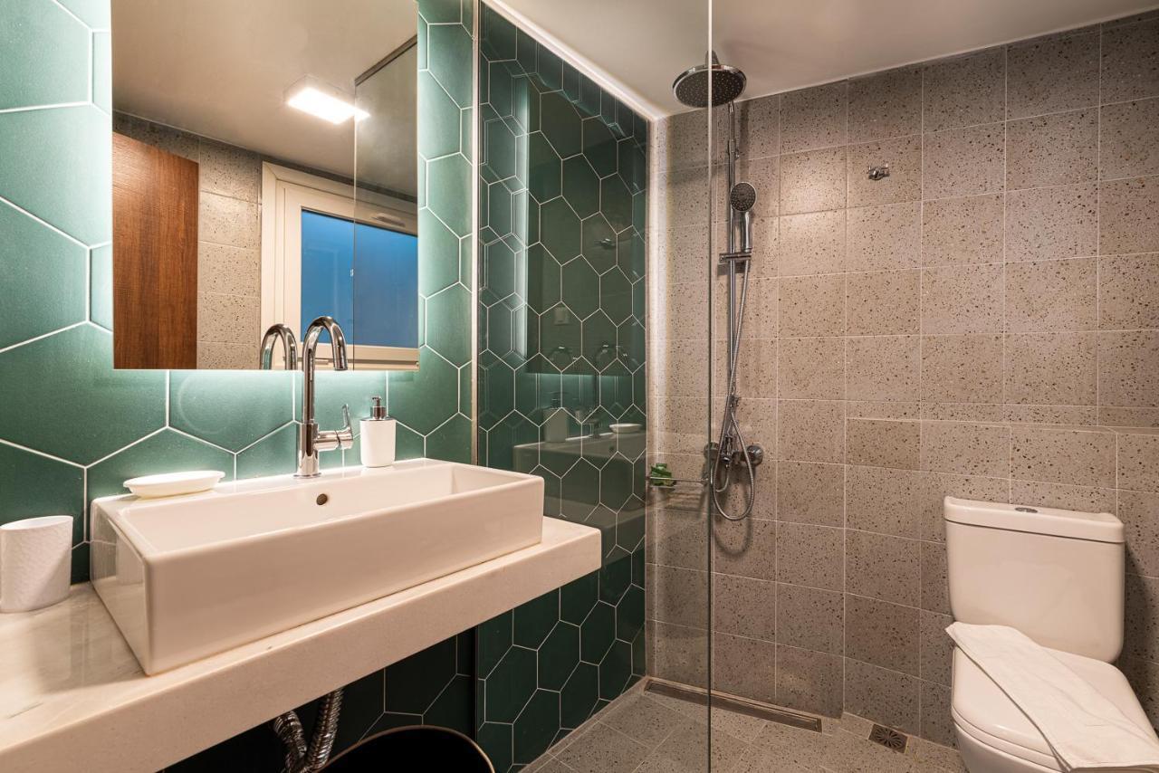 The Central Boutique Apartments Ираклио Екстериор снимка