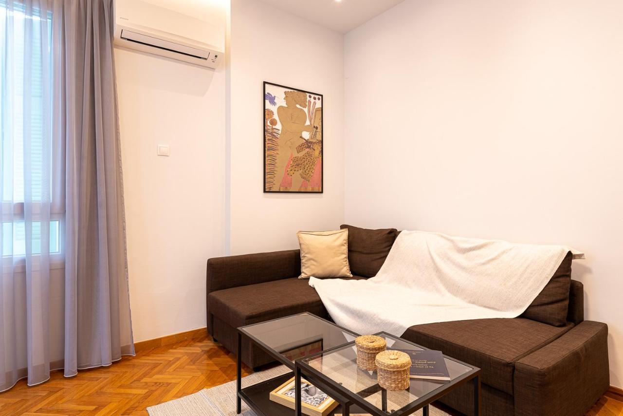 The Central Boutique Apartments Ираклио Екстериор снимка
