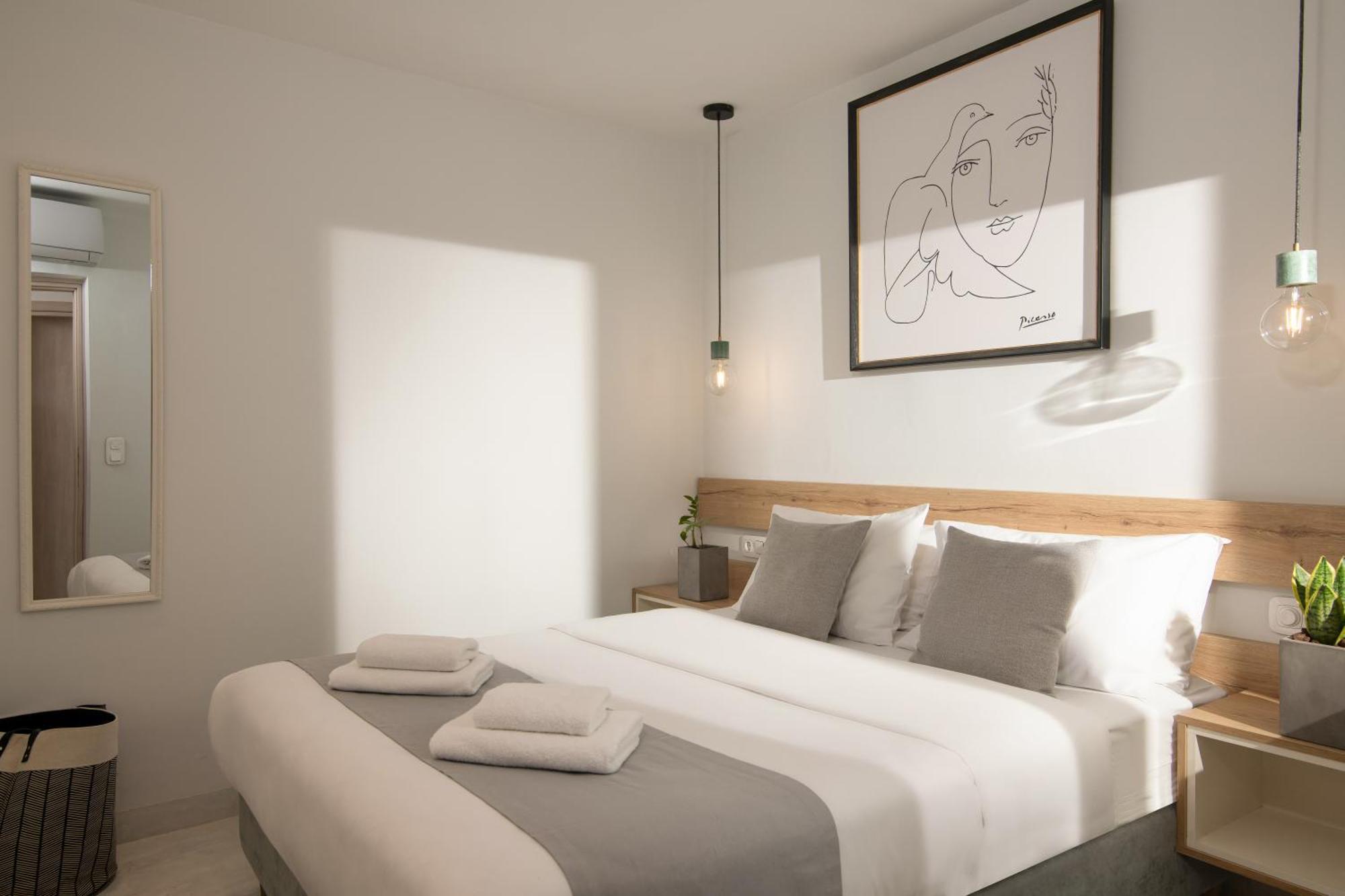 The Central Boutique Apartments Ираклио Екстериор снимка