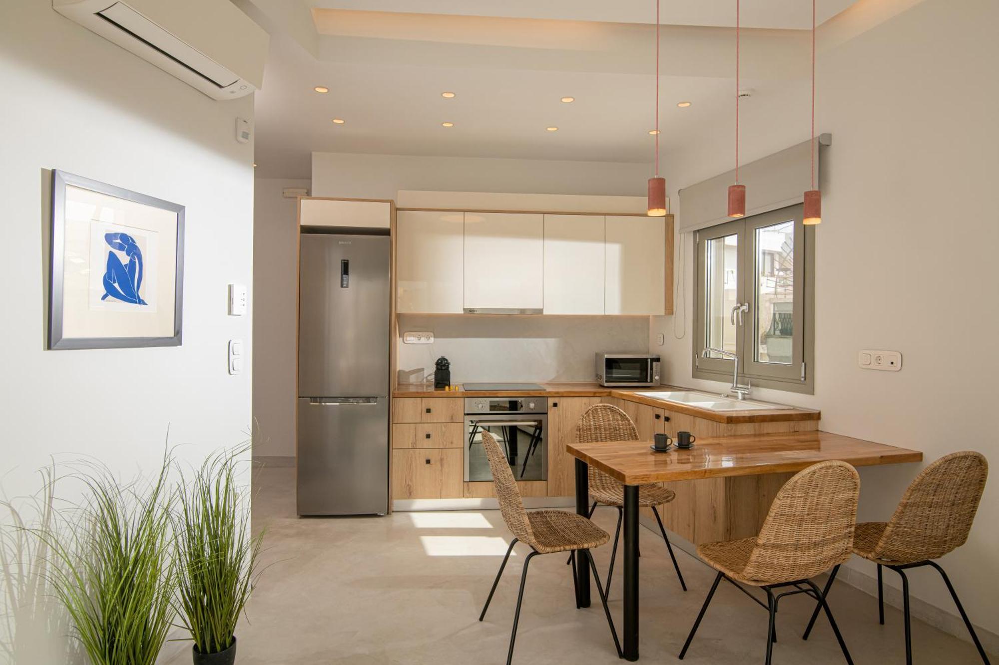The Central Boutique Apartments Ираклио Екстериор снимка