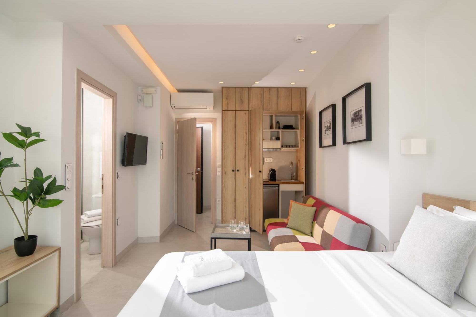 The Central Boutique Apartments Ираклио Екстериор снимка