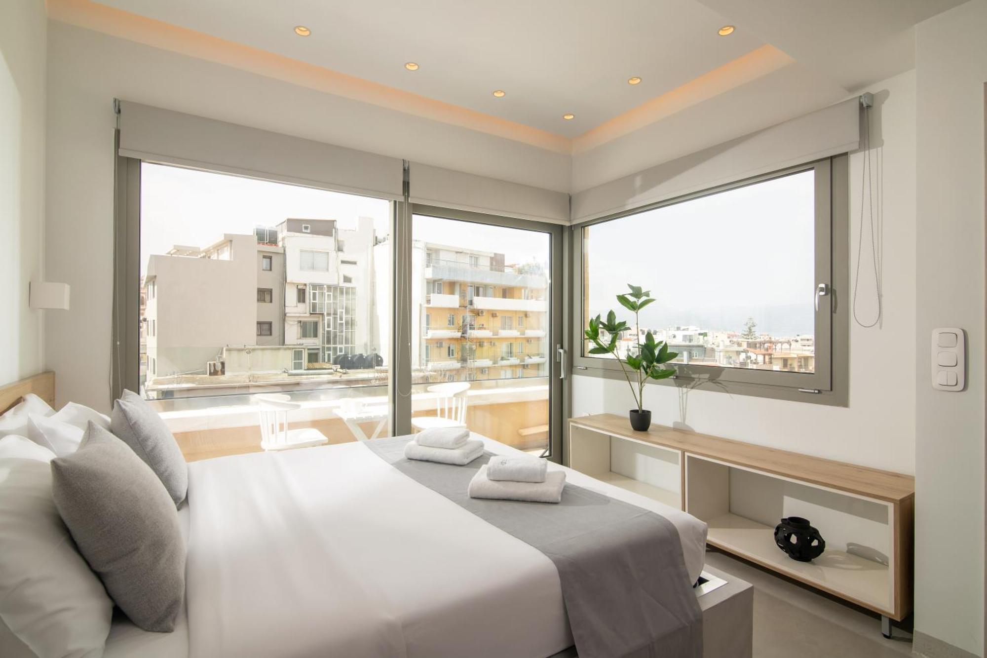 The Central Boutique Apartments Ираклио Екстериор снимка