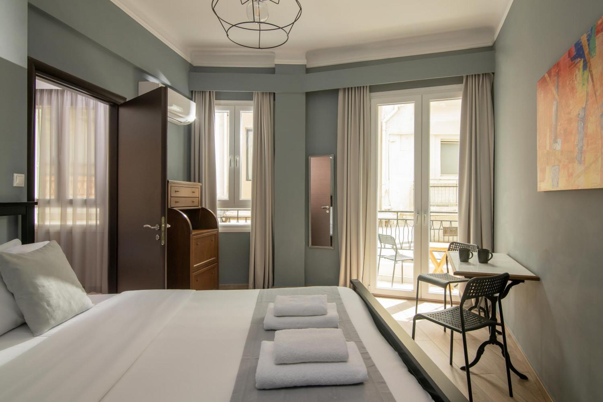 The Central Boutique Apartments Ираклио Екстериор снимка