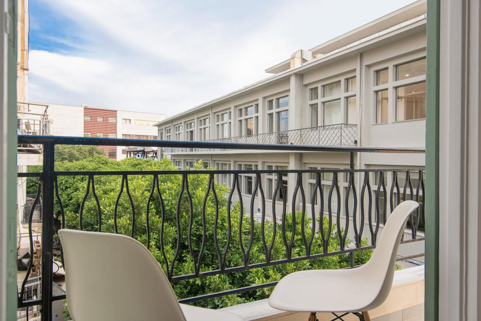 The Central Boutique Apartments Ираклио Екстериор снимка