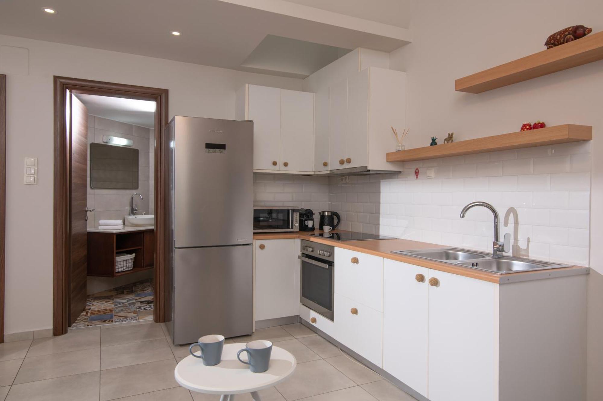 The Central Boutique Apartments Ираклио Екстериор снимка